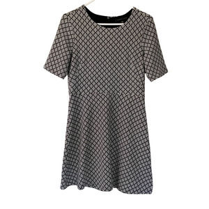 Forest Lily A Geo Print Line Dress Size Medium